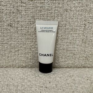 Chanel La Mousse Cleansing travel/ mini size- 5ml